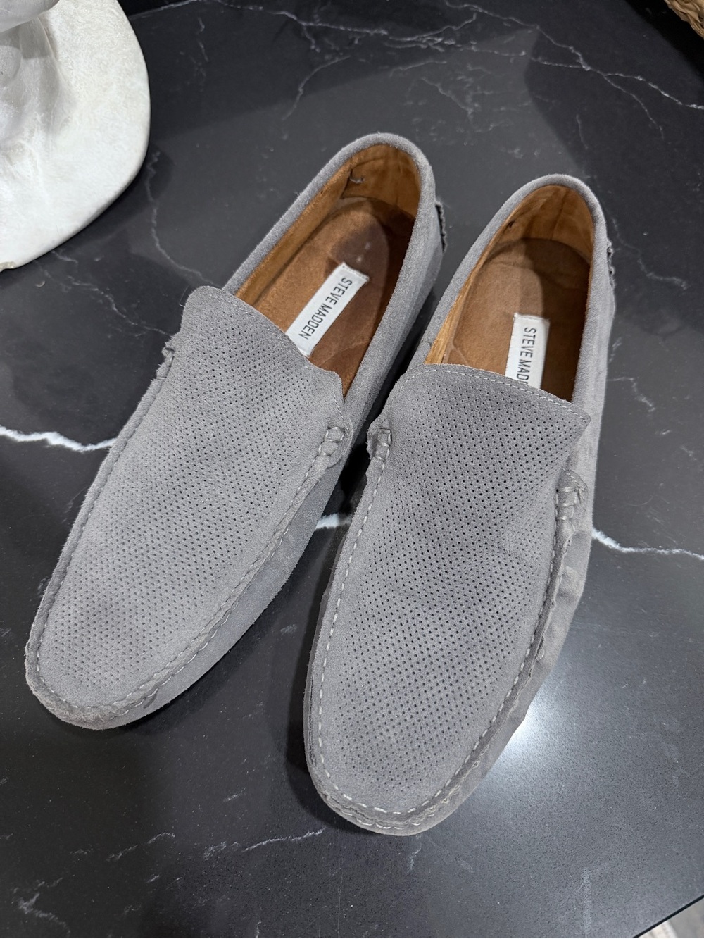 Steve Madden Men's Grey Suede Perforated Loafers size 12